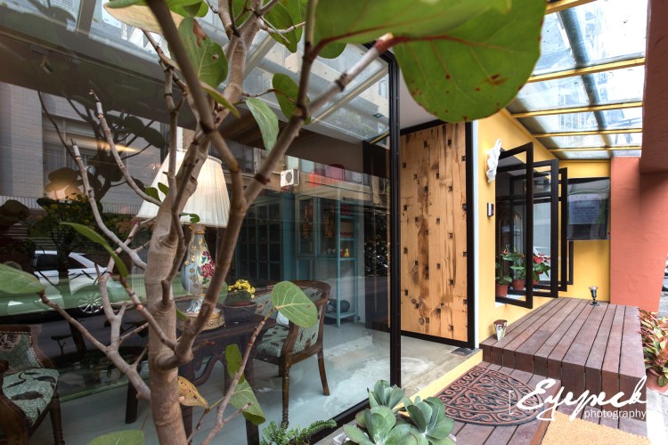 %e8%8a%b1%e8%88%87%e8%91%89%e7%a9%ba%e9%96%93%e6%8b%8d%e6%94%9d-2