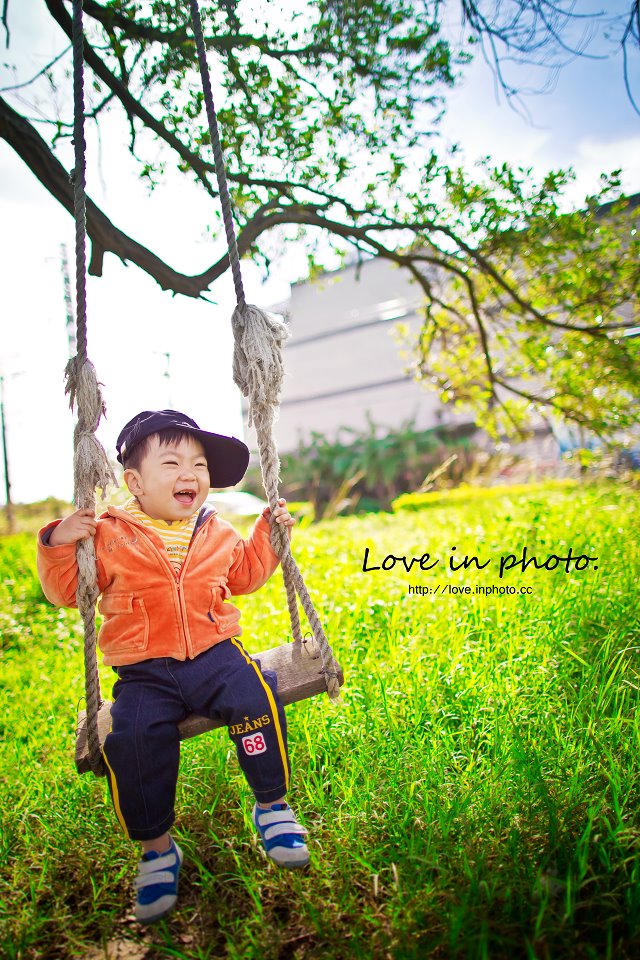 381670_2571289568732_1799938432_n